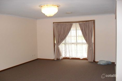 Property photo of 35 Seabrook Boulevard Seabrook VIC 3028