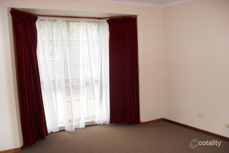 Property photo of 35 Seabrook Boulevard Seabrook VIC 3028