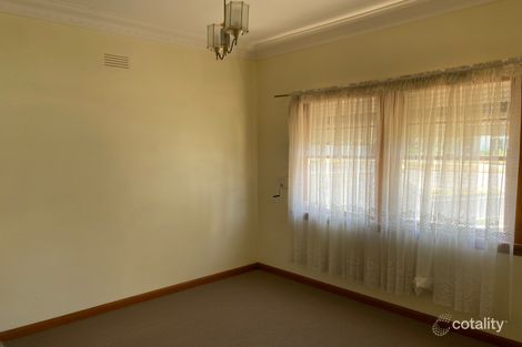 Property photo of 2 Menin Avenue Warracknabeal VIC 3393