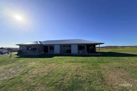 Property photo of 8 Willis Road Meringandan West QLD 4352