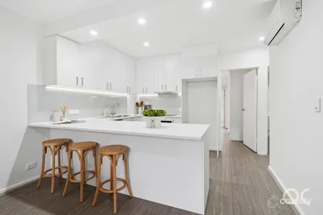 Property photo of 2/19 St Helena Place Adelaide SA 5000