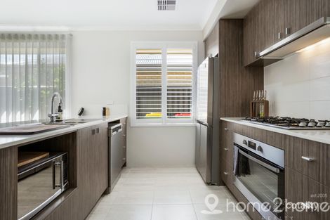 Property photo of 137 Wintergreen Crescent Treeby WA 6164