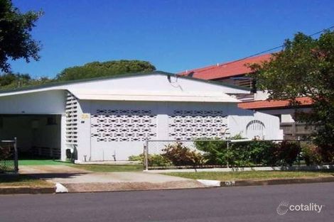 2a Samuel St, Woody Point, QLD 4019