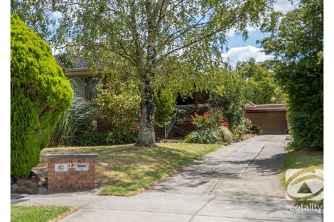 Property photo of 32 Outlook Drive Berwick VIC 3806