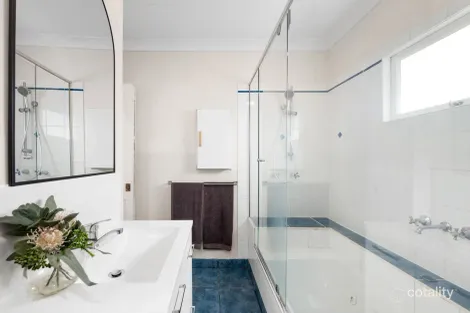 Property photo of 44 Brockhouse Street Upper Mount Gravatt QLD 4122