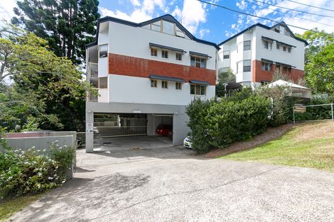 Property photo of 5/15 Clarence Road Indooroopilly QLD 4068