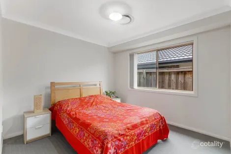 Property photo of 10 Connellan Avenue Middleton Grange NSW 2171