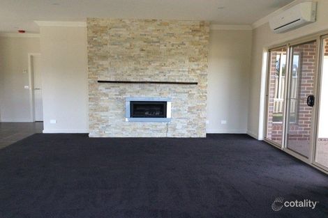 Property photo of 2/1 Stawell Street Romsey VIC 3434