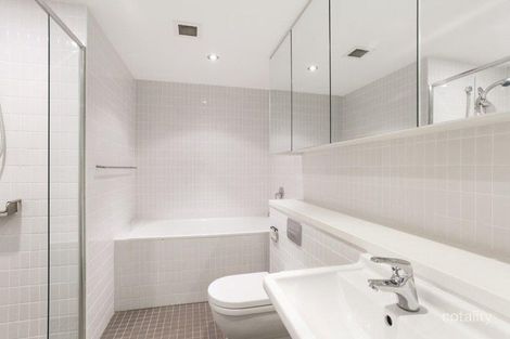 Property photo of 23/9-19 Myrtle Street Botany NSW 2019