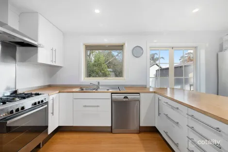 Property photo of 38 Ballarto Road Frankston North VIC 3200