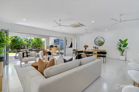 24 Halifax Dr, Redlynch, QLD 4870