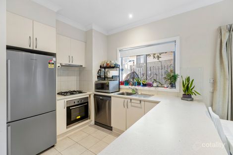 Property photo of 2/47 Commercial Road Ferntree Gully VIC 3156