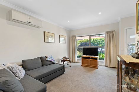 Property photo of 2/47 Commercial Road Ferntree Gully VIC 3156