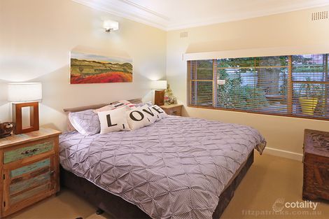 Property photo of 3 Mair Street Turvey Park NSW 2650