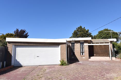 Property photo of 3 Moulamein Court Hamlyn Heights VIC 3215