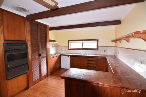 Property photo of 3 Moulamein Court Hamlyn Heights VIC 3215