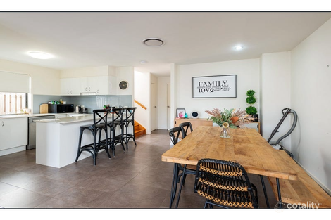 Property photo of 12 La Savina Drive Coombabah QLD 4216
