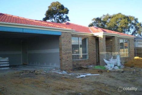 Property photo of 21 Garnet Close Skye VIC 3977