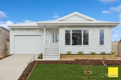 18 Golden Heights Dr, Golden Square, VIC 3555