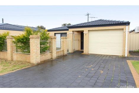 2/231 Hamilton St, Queens Park, WA 6107