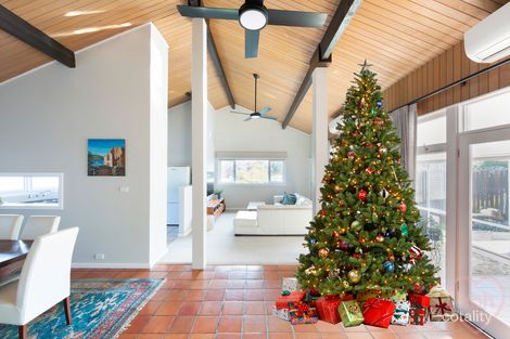 Property photo of 27 Ferdinand Street Campbell ACT 2612