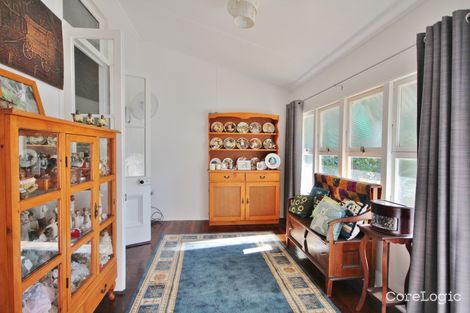 Property photo of 28 Ashby Street Fairfield QLD 4103