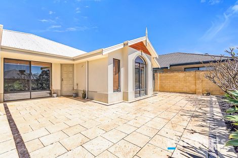 Property photo of 4 Heathland Terrace Ellenbrook WA 6069