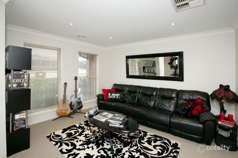 Property photo of 1/20 Hudson Drive Lloyd NSW 2650