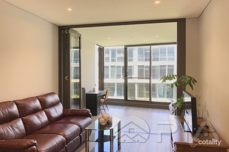 Property photo of 615/3 Foreshore Place Wentworth Point NSW 2127