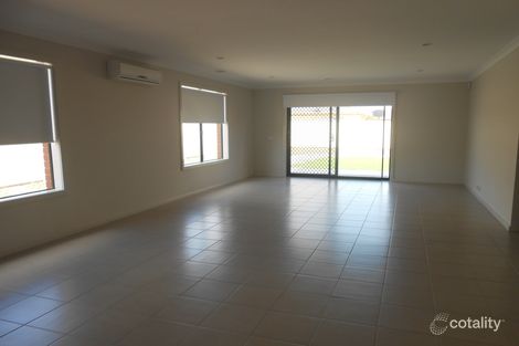 Property photo of 14 Westminster Avenue Shepparton VIC 3630