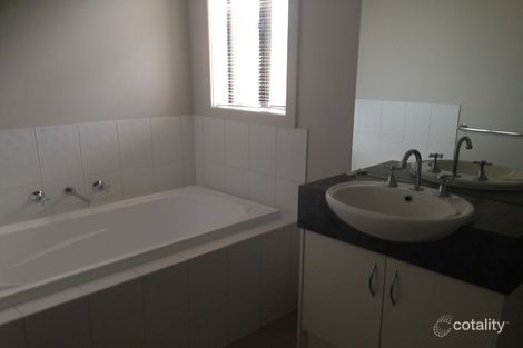 Property photo of 14 Westminster Avenue Shepparton VIC 3630