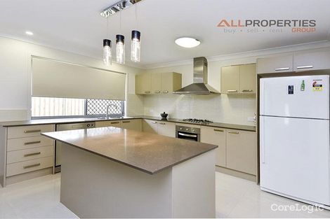 Property photo of 43 Dinnigan Crescent Durack QLD 4077