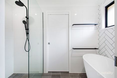 Property photo of 15 Westmoor Grove Werrington Downs NSW 2747