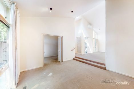 Property photo of 1/59 Huntingtower Road Armadale VIC 3143