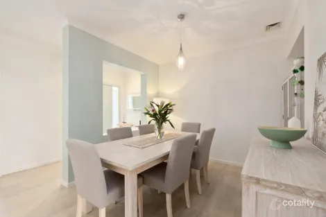 Property photo of 189 Macpherson Street Warriewood NSW 2102