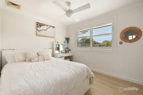 Property photo of 189 Macpherson Street Warriewood NSW 2102