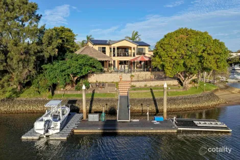 38 Conifer Cres, Broadbeach Waters, QLD 4218