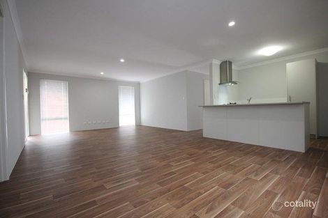 Property photo of 2/160 Williamson Avenue Cloverdale WA 6105