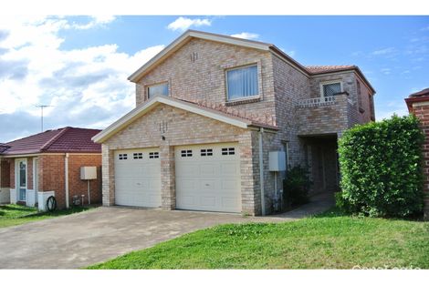 8 Chestnut Cres, Prestons, NSW 2170