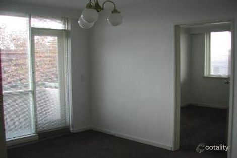 Property photo of 3/9 Wilton Grove Elwood VIC 3184