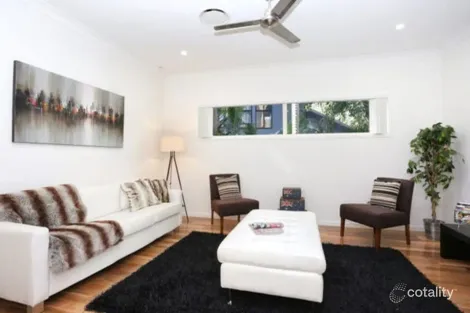 Property photo of 204 Bennetts Road Norman Park QLD 4170