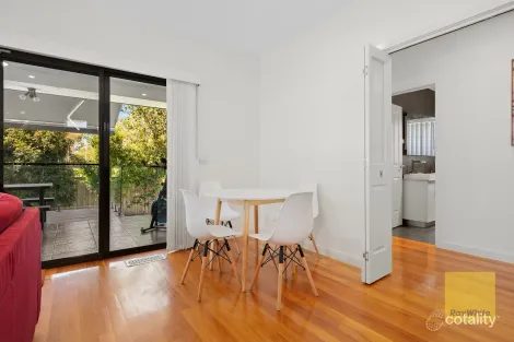 Property photo of 27 Middle Park Drive Point Cook VIC 3030