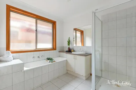 Property photo of 13 Douglas Court Altona Meadows VIC 3028