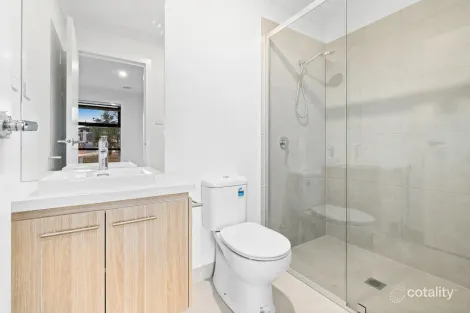 Property photo of 28 Rita Crescent Brookfield VIC 3338