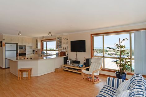 Property photo of 32 Bradford Road Goolwa Beach SA 5214