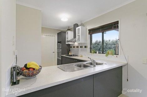 Property photo of 71 Viewgrand Drive Berwick VIC 3806