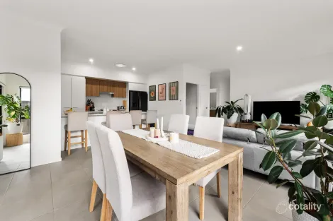 Property photo of 13 Lilac Avenue Lochinvar NSW 2321
