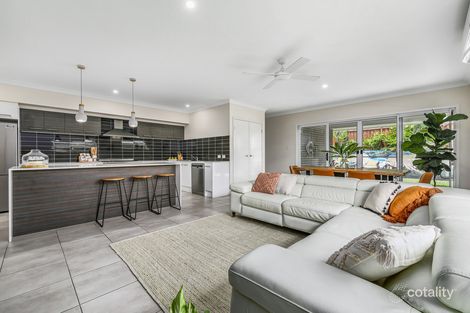 Property photo of 27 Greencastle Parade Maudsland QLD 4210