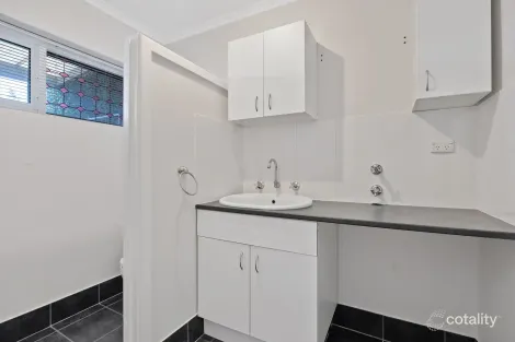 Property photo of 8/1 Mooloola Way West Lakes Shore SA 5020