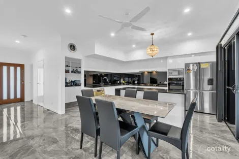 Property photo of 22 Mungana Circuit Smithfield QLD 4878